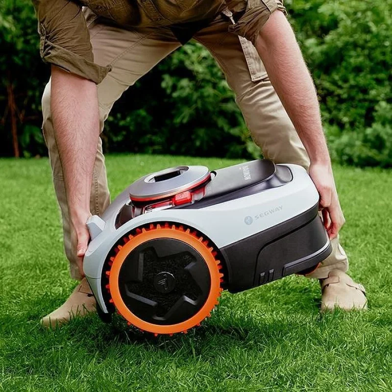 Смарт безкабелна косачка робот SEGWAY NAVIMOW I210 AWD 4G за до 1000 м2, AI навигация, GPS, камера, IP66 (BT, Wi-Fi, Alexa, Google) - Снимка 18