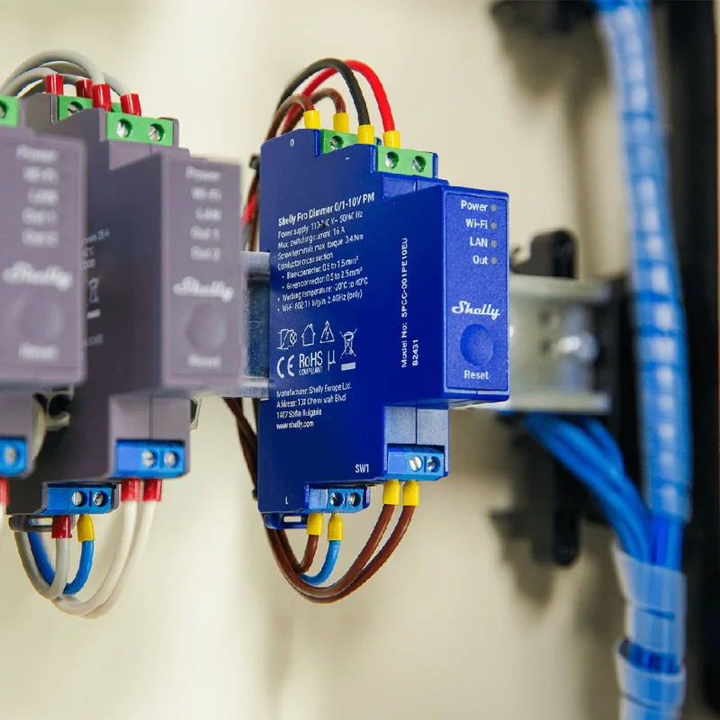 Смарт Wi-Fi измервателен димер Shelly Pro Dimmer 0/1-10V PM за ниско напрежение - Снимка 3